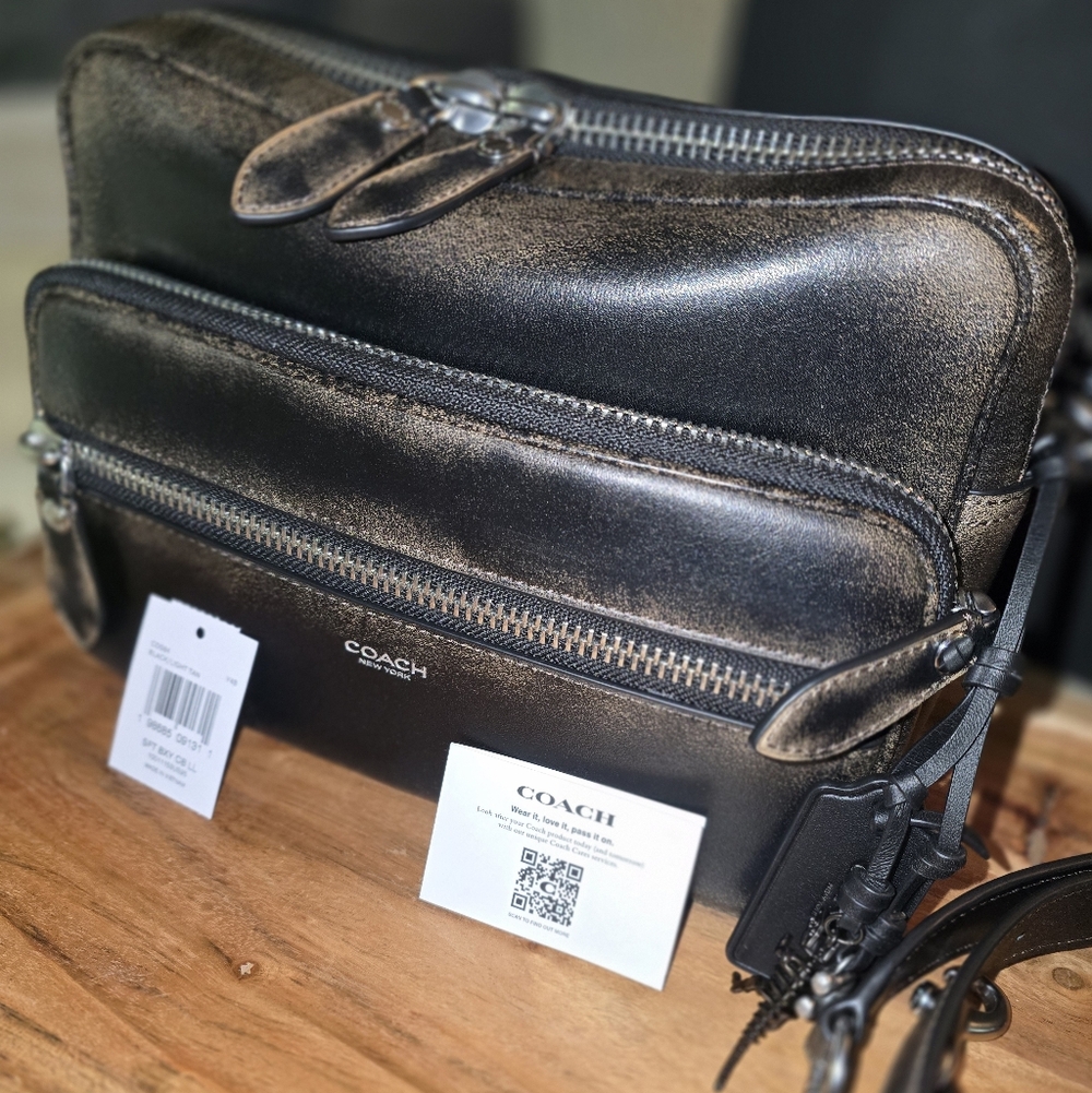 NWT Coach DAKOTA Crossbody in Loved Leather